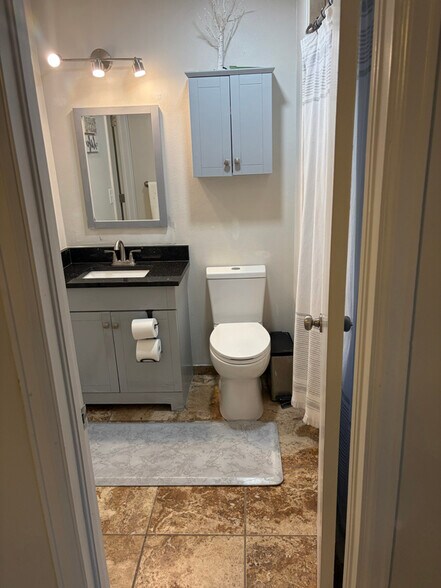 Building Photo - 6874 Noble St