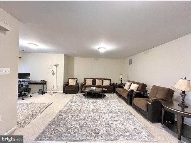 Building Photo - 7317 Hampton Manor Pl