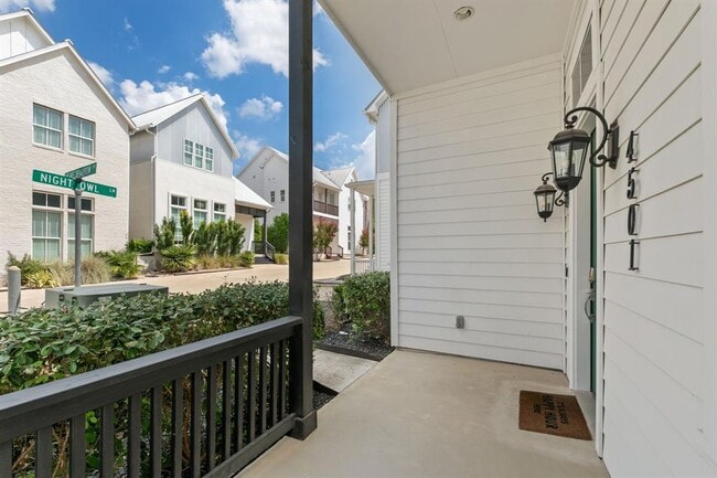 Building Photo - 4501 Night Owl Ln