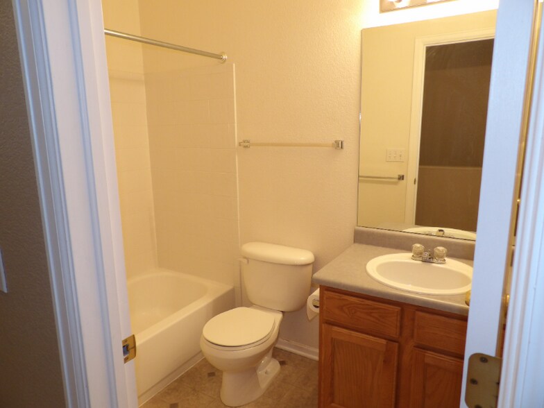 Building Photo - 4919 Turning Leaf Way