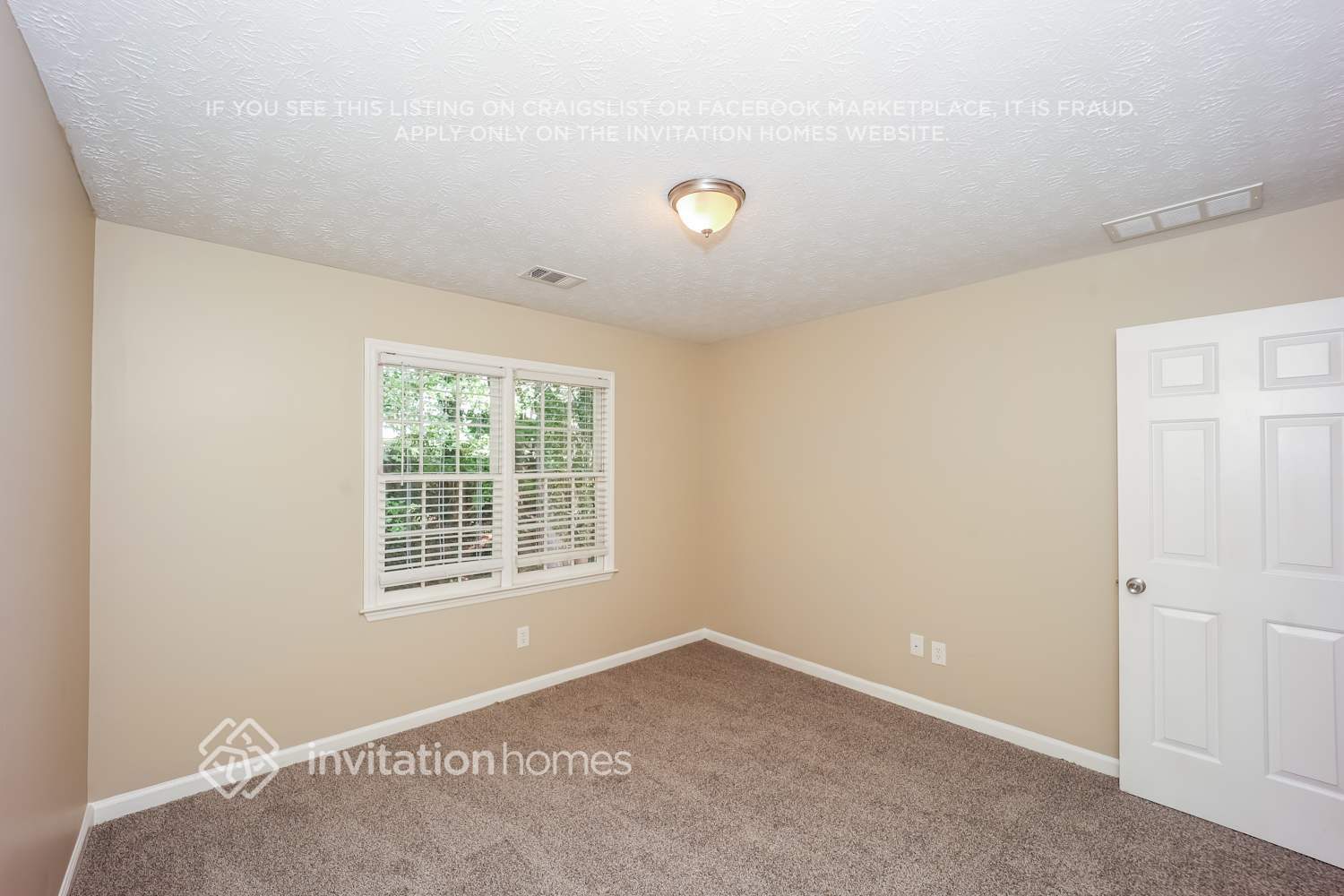 Building Photo - 2114 Shillings Chase Dr
