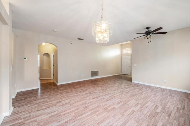 Building Photo - 13015 Terrace Brook Pl