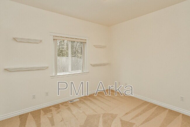 Building Photo - 3504 Buckingham Ct SE