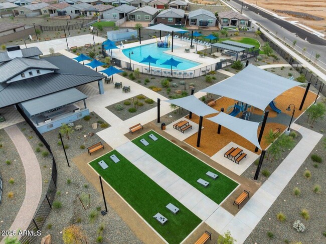 Building Photo - 16065 W Gray Fox Trl