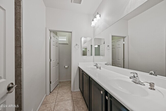 Building Photo - 27358 N 174th Ln