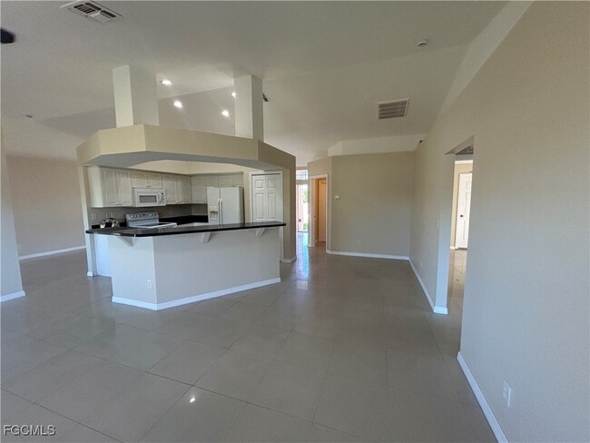 Building Photo - 3516 SW 15th Pl