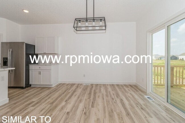 Building Photo - STUNNING HOME!! 4 Bed, 3 Bath Home in Altoona