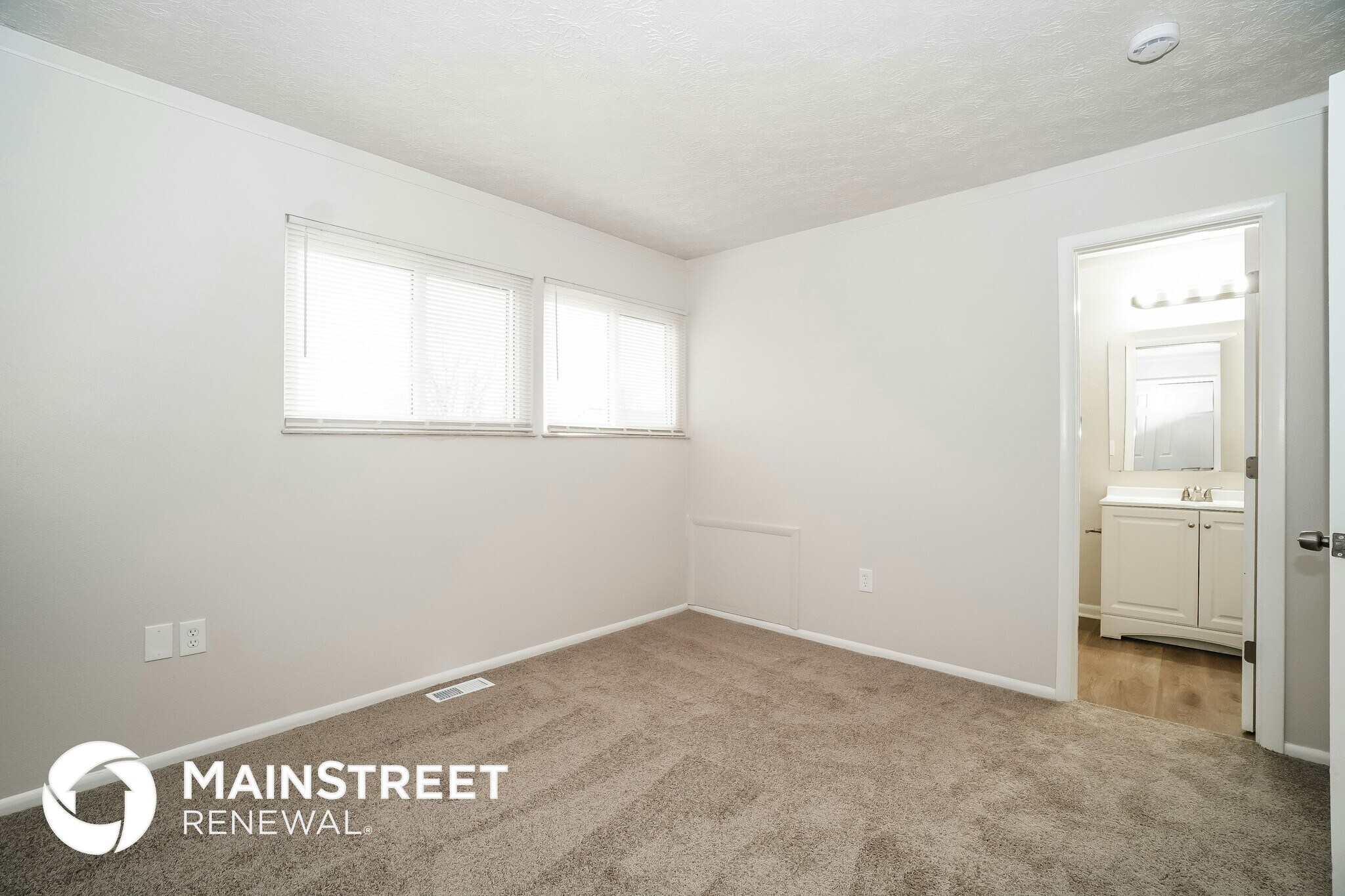 Building Photo - 6605 Hancock Ct