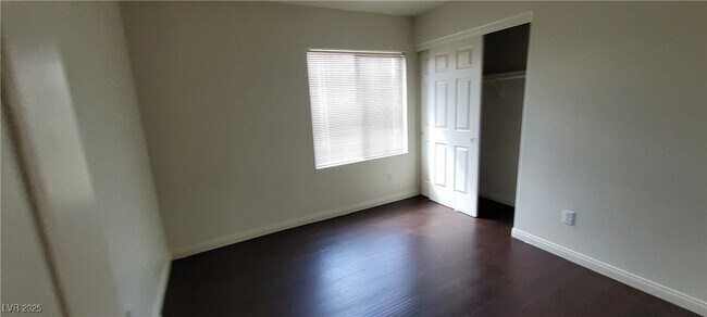 Building Photo - 8198 Rock Meadows Dr