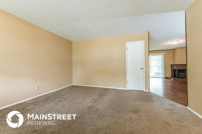 Building Photo - 4087 Fox Island Dr