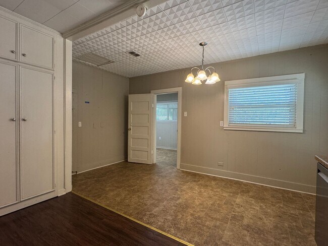 Building Photo - 10261 FM 724