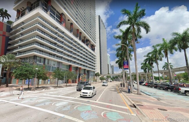 Building Photo - 50 Biscayne Blvd