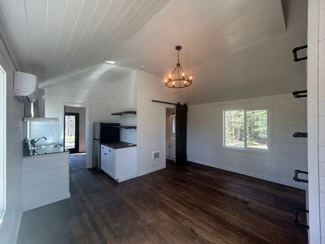 Building Photo - 760 Braig Rd