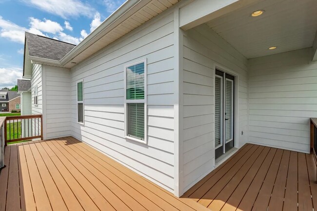 Building Photo - 3495 Travertine Ln