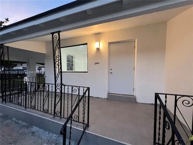 Building Photo - 2441 NW 32nd St