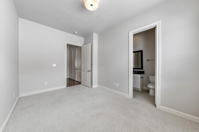 Building Photo - 2719 Cohn St