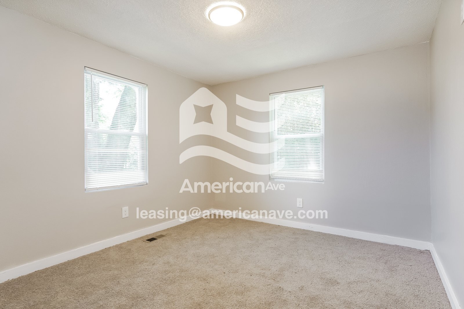 Building Photo - 1612 8th St