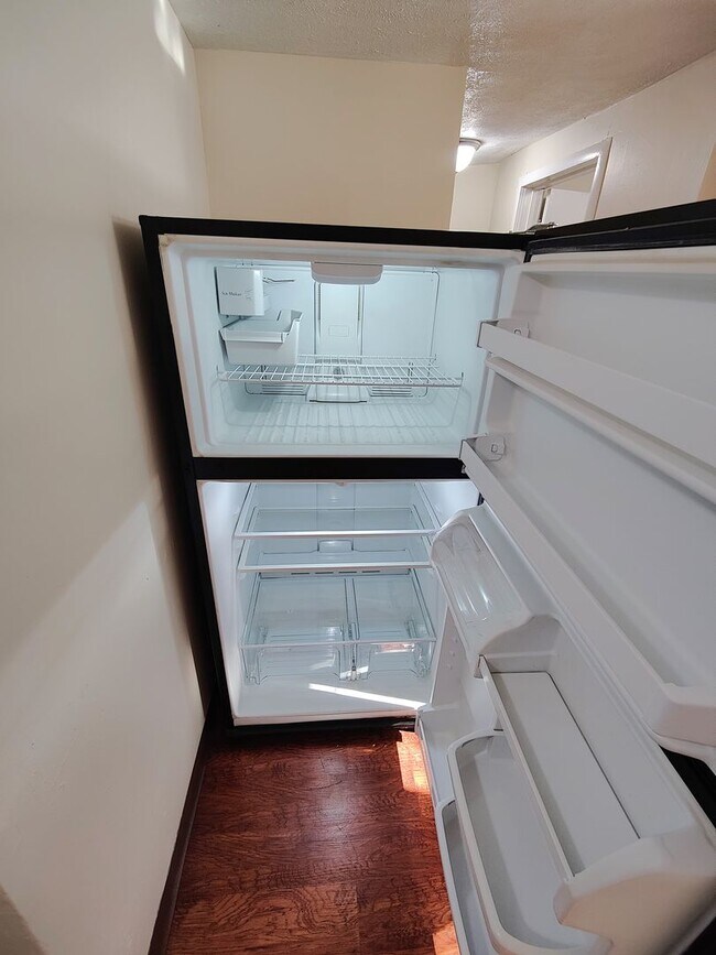 Building Photo - 2663 S 18th St