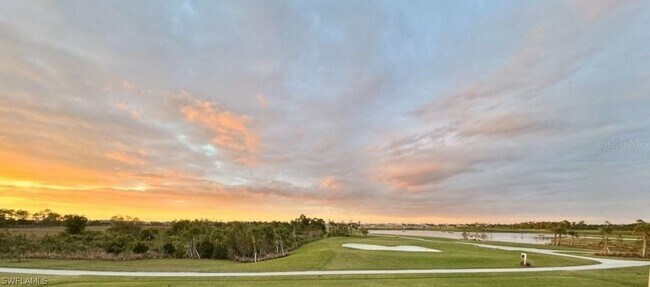 Building Photo - 12180 Wellen Golf St