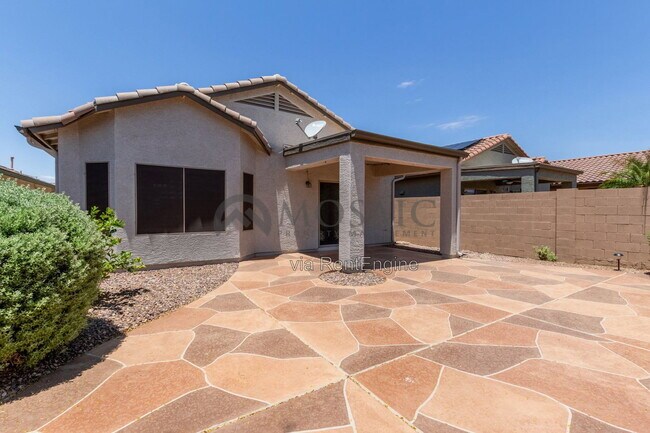 Building Photo - 2327 N Pecos Dr