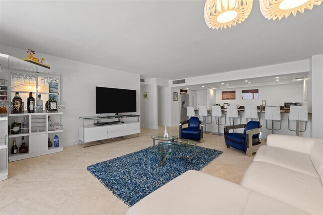 Building Photo - 5701 Collins Ave