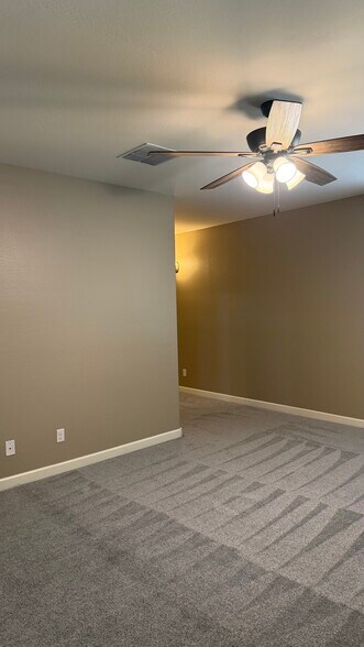 Building Photo - 13603 W Remuda Dr