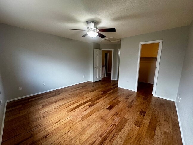 Building Photo - 3 Bedroom Home with Basement in Stetson Hills
