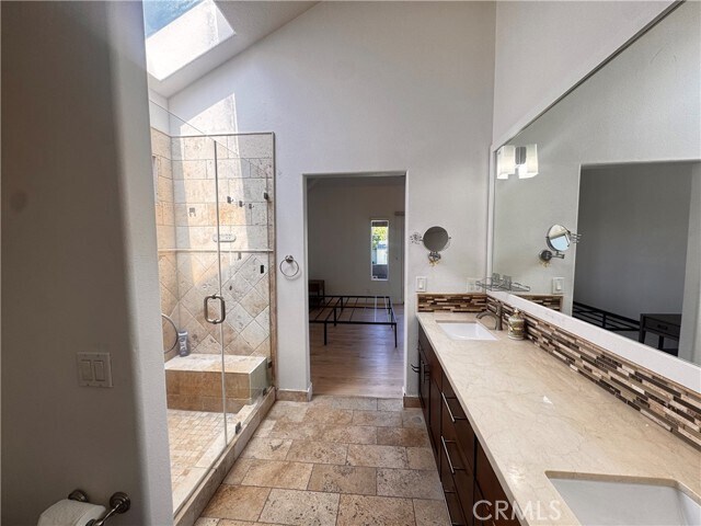 Building Photo - 379 Monte Vista Ave