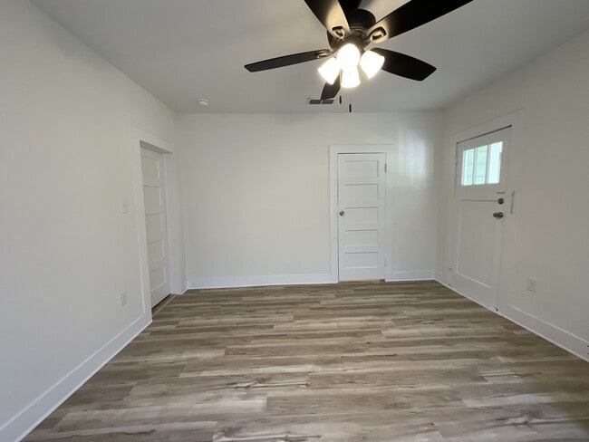 Building Photo - 317 N Naid St