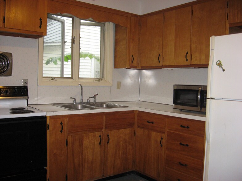 Primary Photo - 33 Lincoln Ave