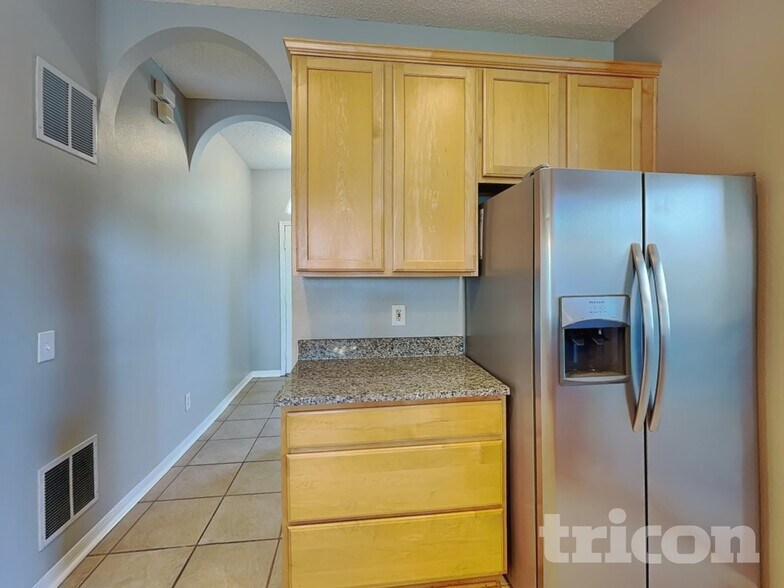 Building Photo - 1731 Lady Palm Ct