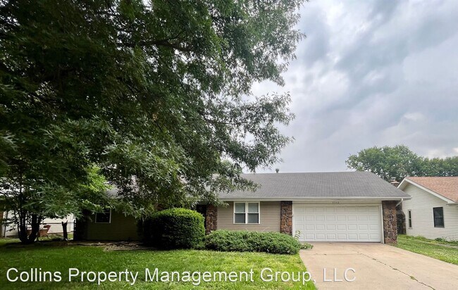Primary Photo - 4 br, 2.5 bath House - 3332 S Robberson