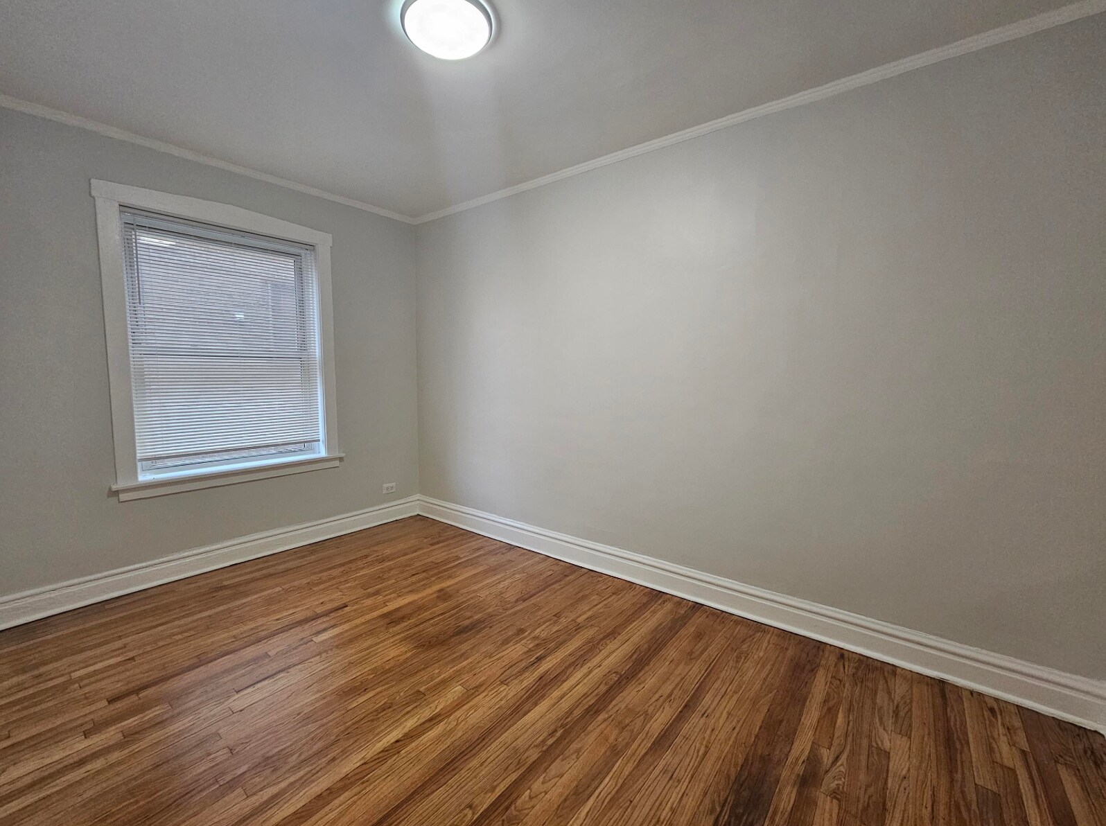 Building Photo - 4749 N Monticello Ave