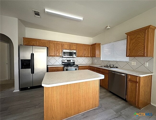 Building Photo - 2313 Modoc Dr