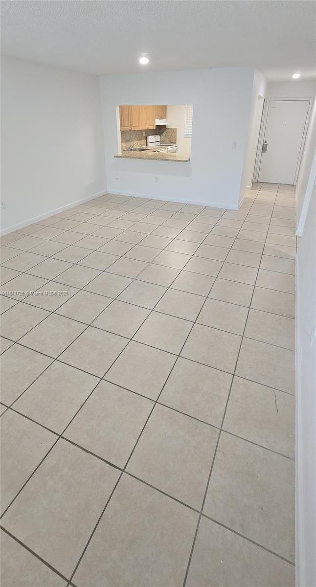 Building Photo - 10820 SW 200th Dr