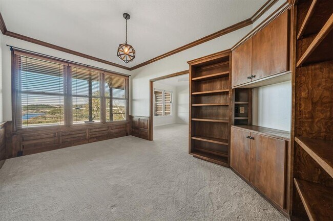 Building Photo - 5836 Westslope Dr