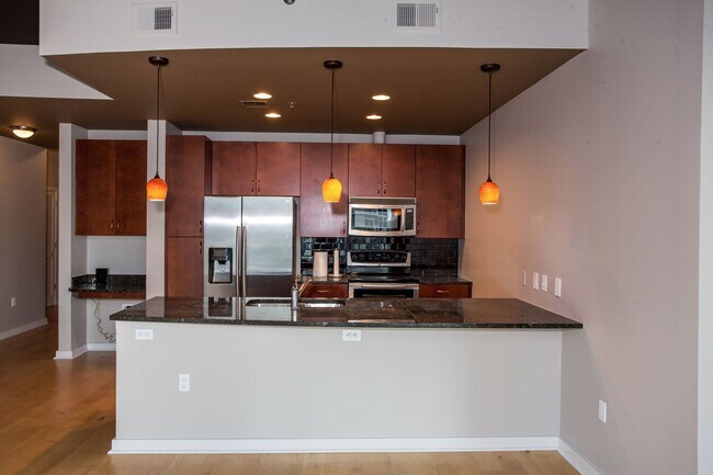 Building Photo - Stunning Downtown Views From 2BR 2BA Corner Unit in the Encore! $3,500 Per Month