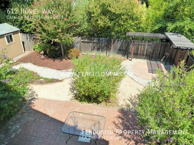 Building Photo - 612 Hovey Way
