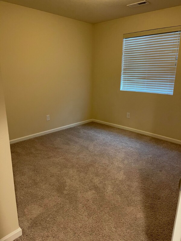 Building Photo - 11317 NE 116th Ct