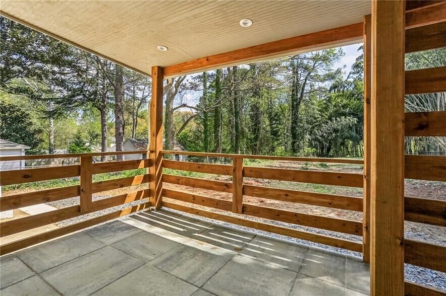 Building Photo - 1304 Conway Rd