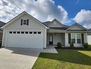 Building Photo - Charming 4-Bedroom Home with Modern Finishes in Hahira, GA - Lawn Care Included