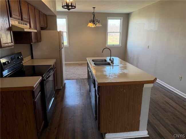 Building Photo - 4518 Hall Rd