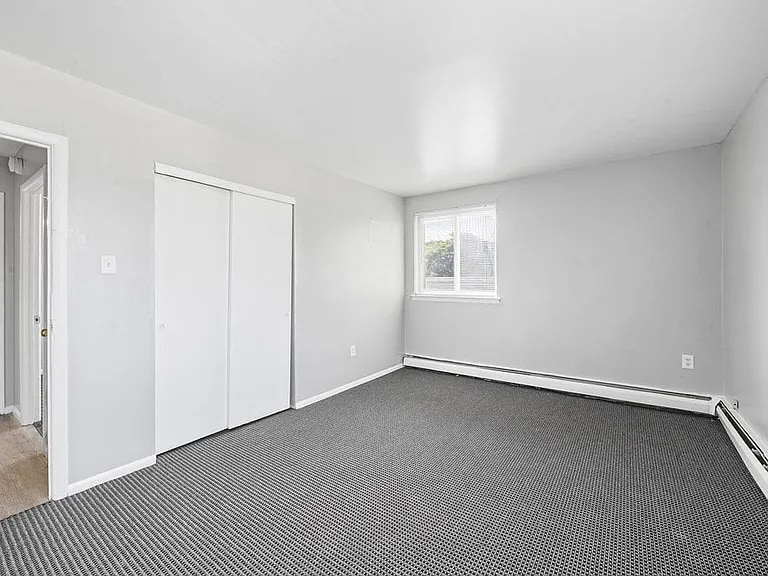 Building Photo - 1412 72nd Ave