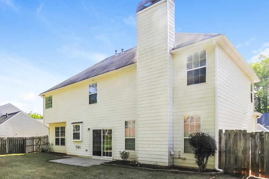 Building Photo - 428 Holland Springs Dr NW