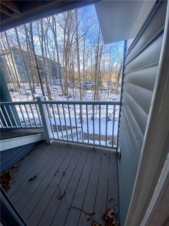 Building Photo - 7 Wake Robin Rd