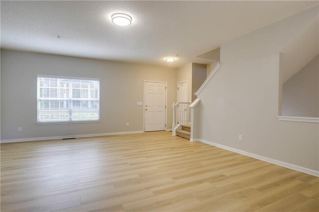 Building Photo - 1200 Charleston Ct