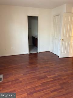 Building Photo - 5516 Sully Lake Dr