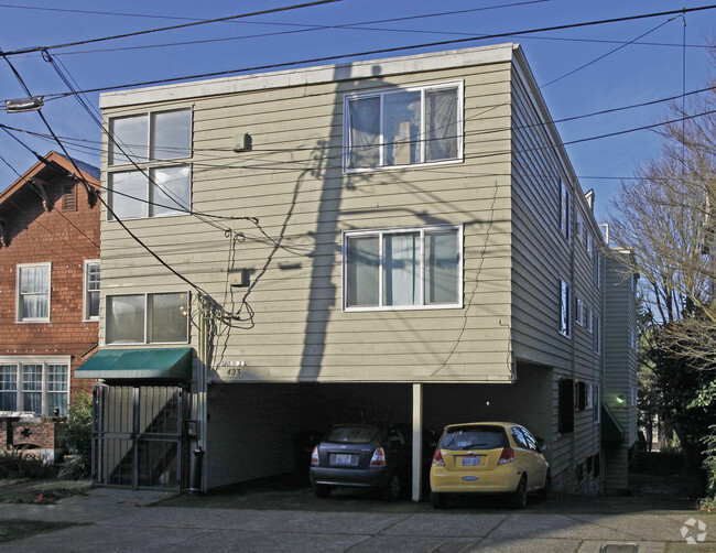 Primary Photo - Eastwind Apartments