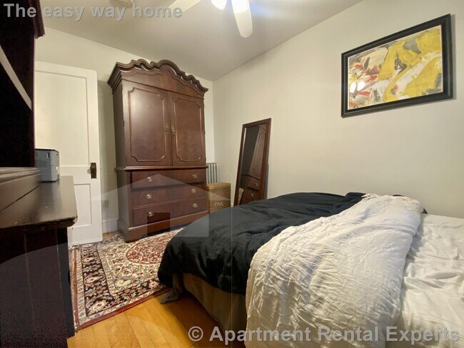 Building Photo - 331 A Harvard St