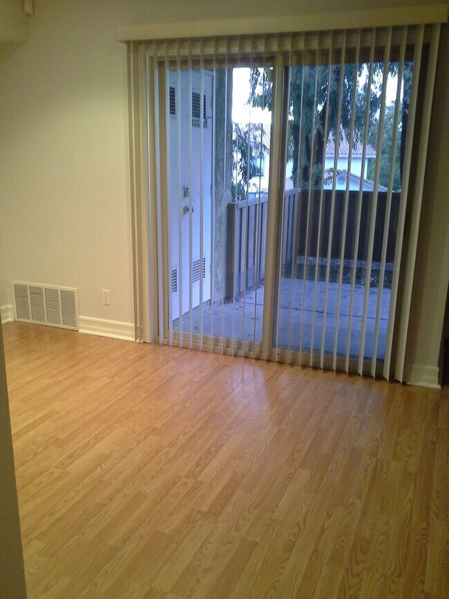 Building Photo - Terrific updated 2Br/2Ba condo in Bernardo Heights - Lomas Bernardo Complex